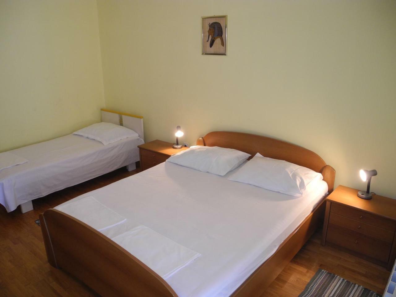 Apartments Boti ดรามัลย์ ภายนอก รูปภาพ