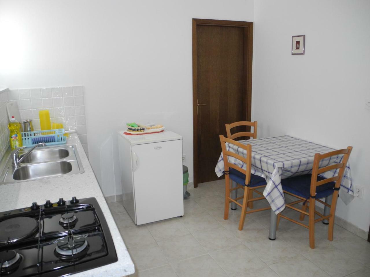 Apartments Boti ดรามัลย์ ภายนอก รูปภาพ
